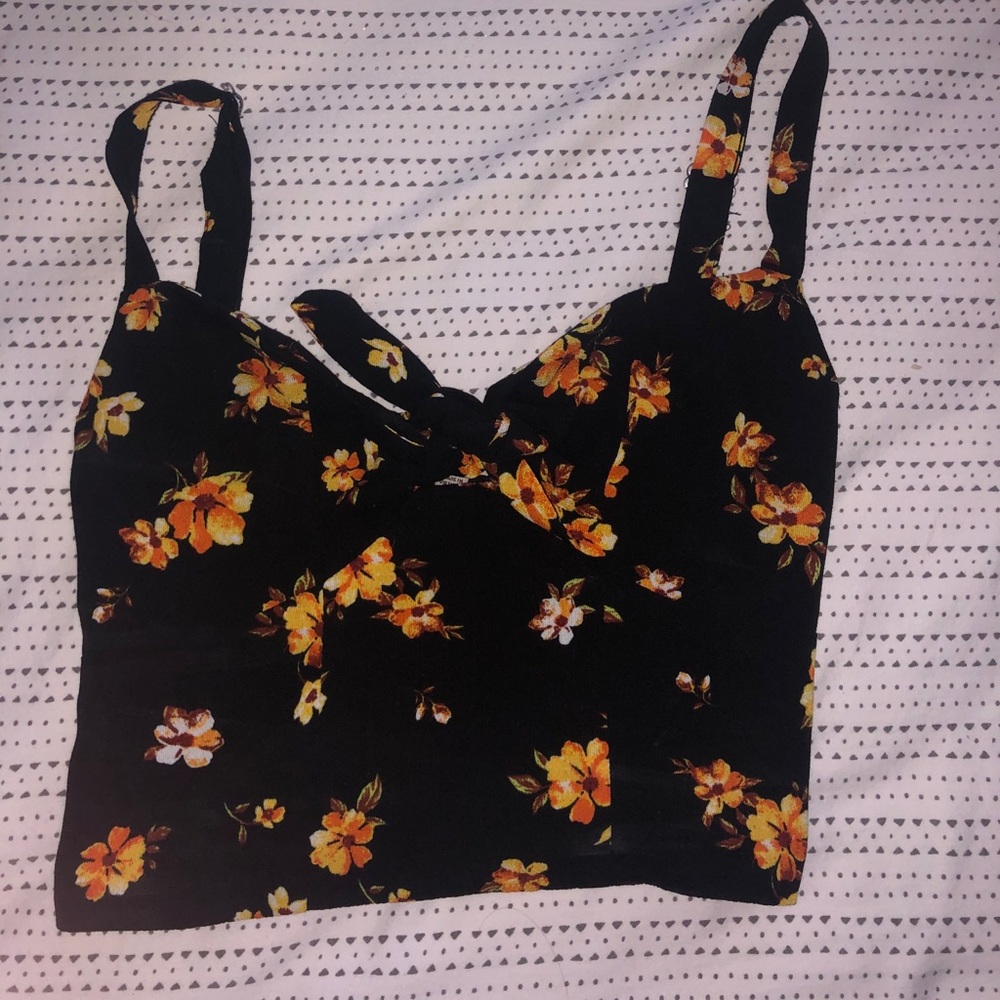 Black flower crop top with tie-able front